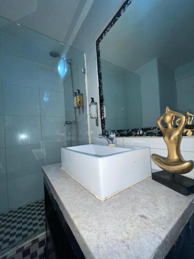 Hotel Parque Forestal Сантьяго Екстер'єр фото